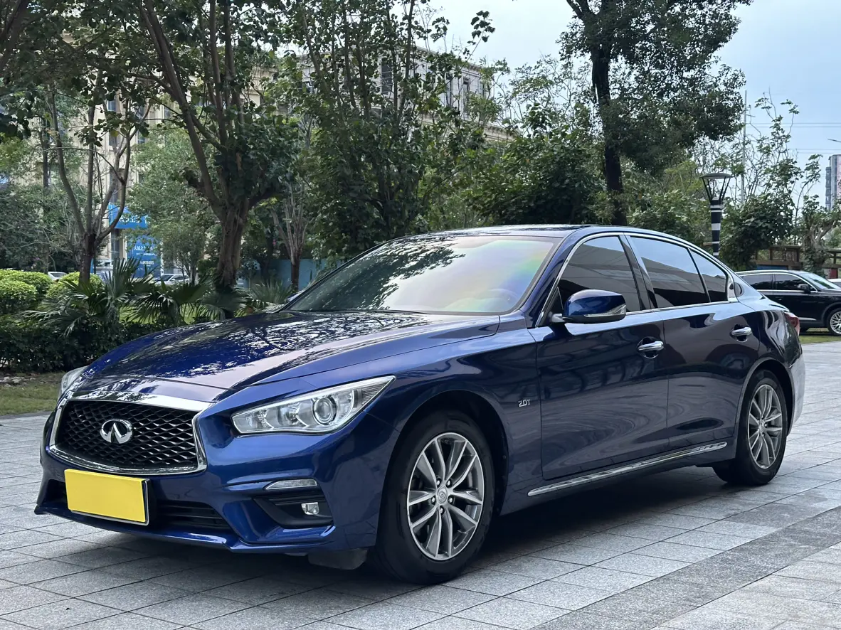 Infiniti Q50L  из Китая
