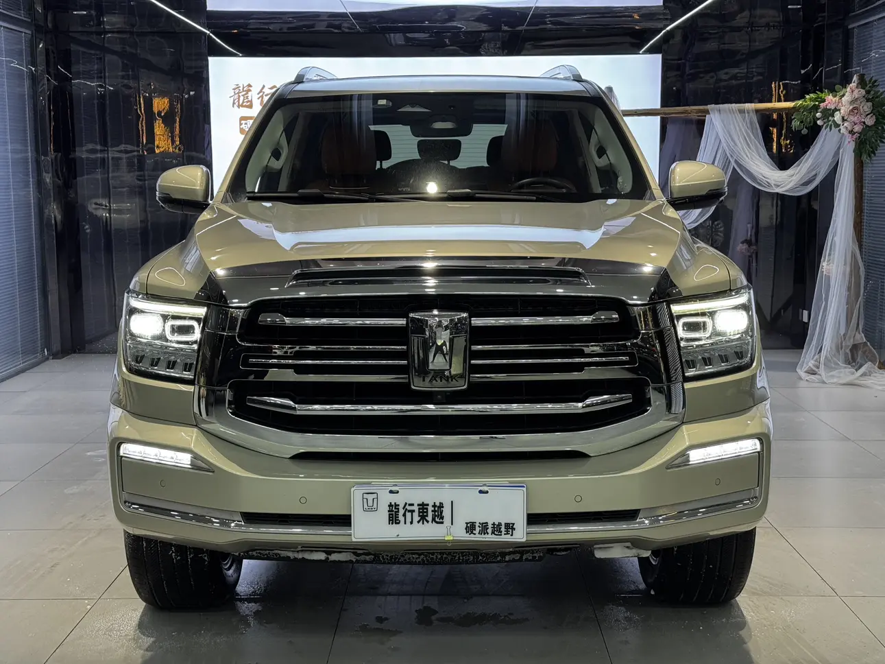 Tank 500  из Китая