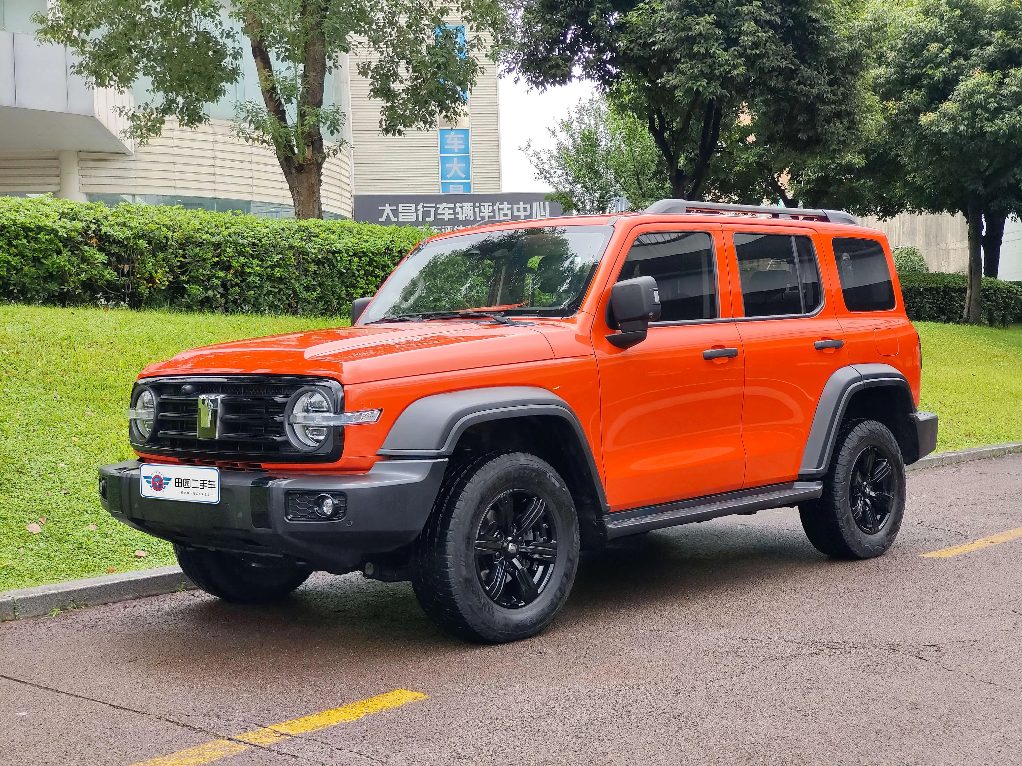 Tank 300  из Китая