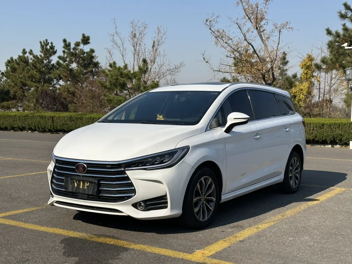 BYD Song MAX  из Китая