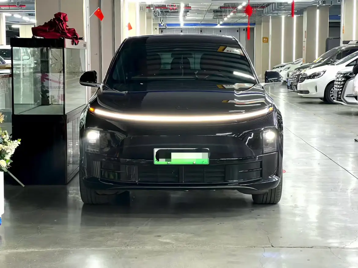 Li L6 (Ideal L6)  из Китая