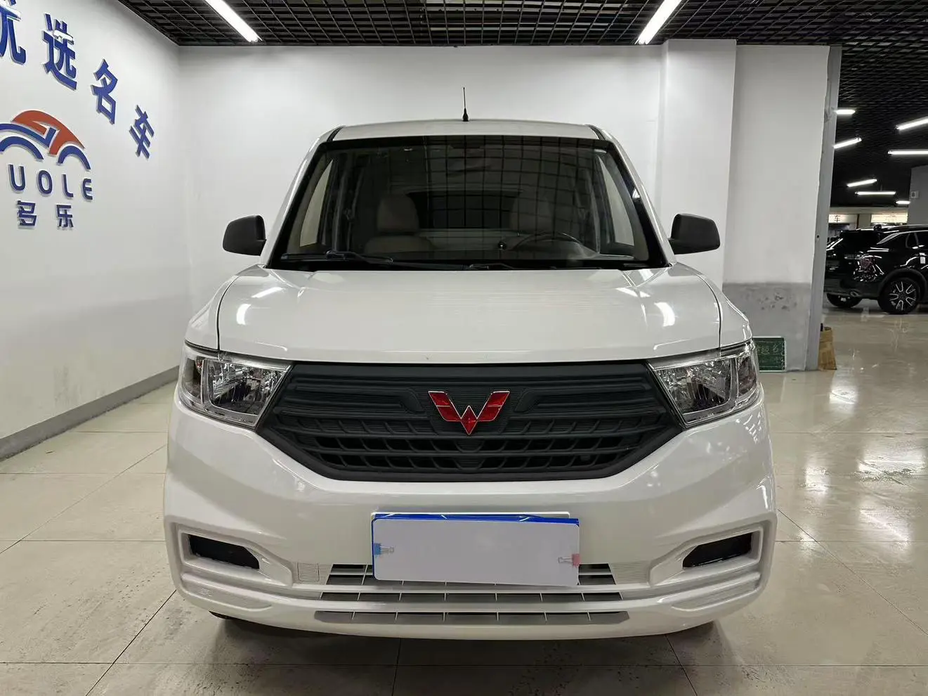 Wuling Hongguang  из Китая