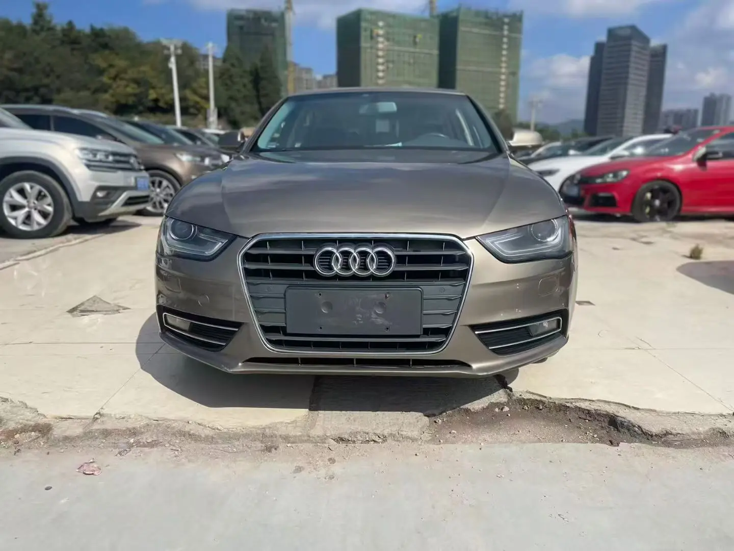 Audi A4L  из Китая