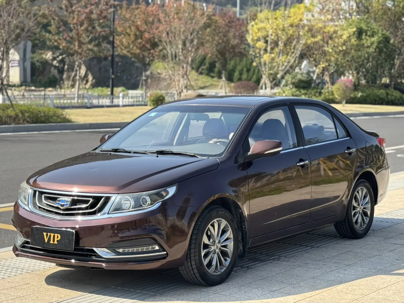 Geely Vision  из Китая