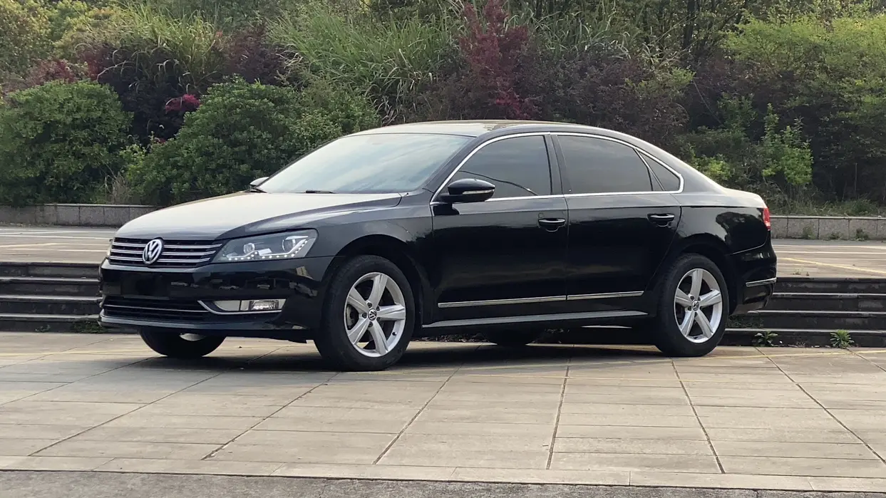 Volkswagen Passat  из Китая