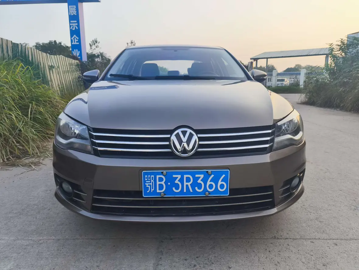 Volkswagen Bora  из Китая