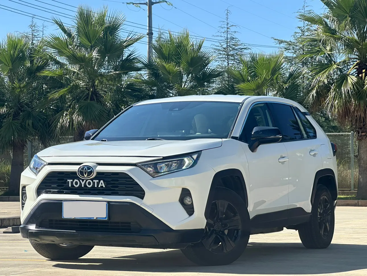 Toyota RAV4  из Китая