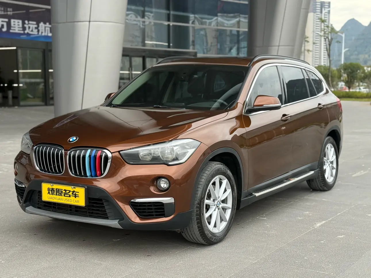 BMW X1  из Китая