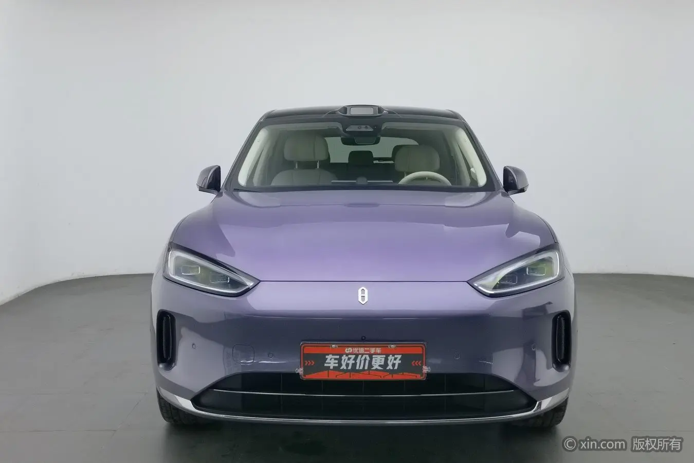 AITO M5 (Wenjie M5)  из Китая