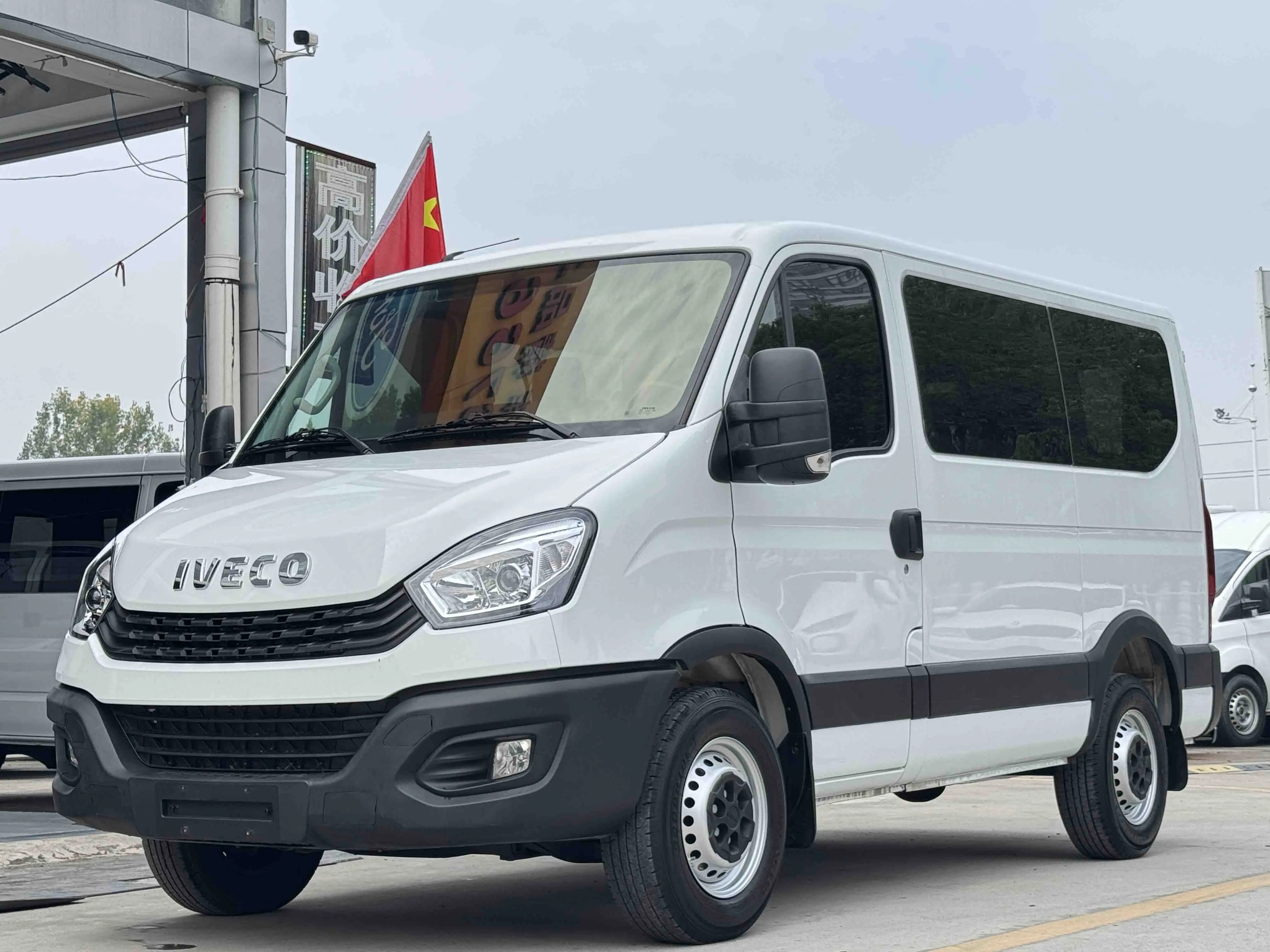 Iveco Wolfson  из Китая