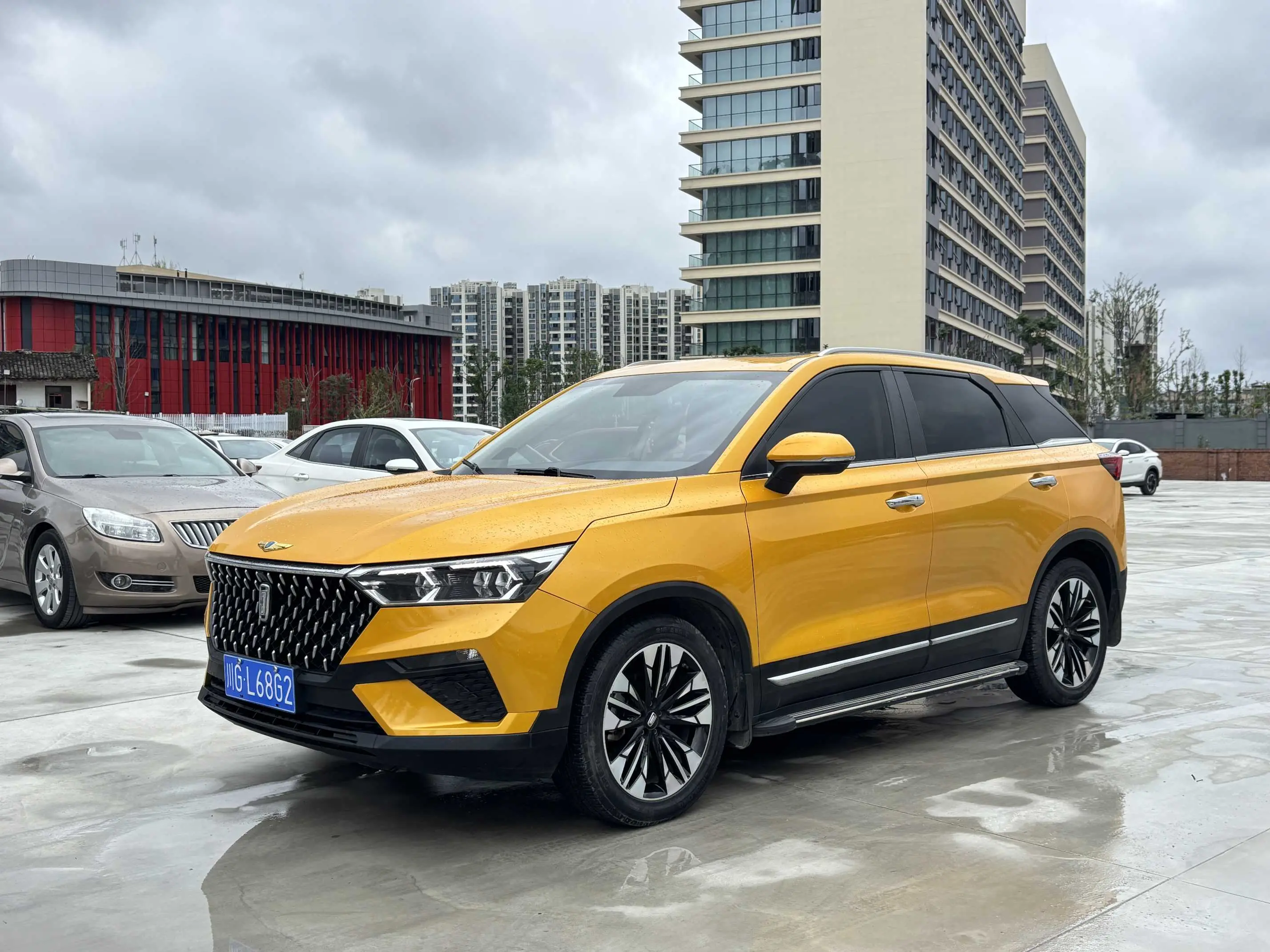 FAW Bestune T77 (Besturn T77)  из Китая