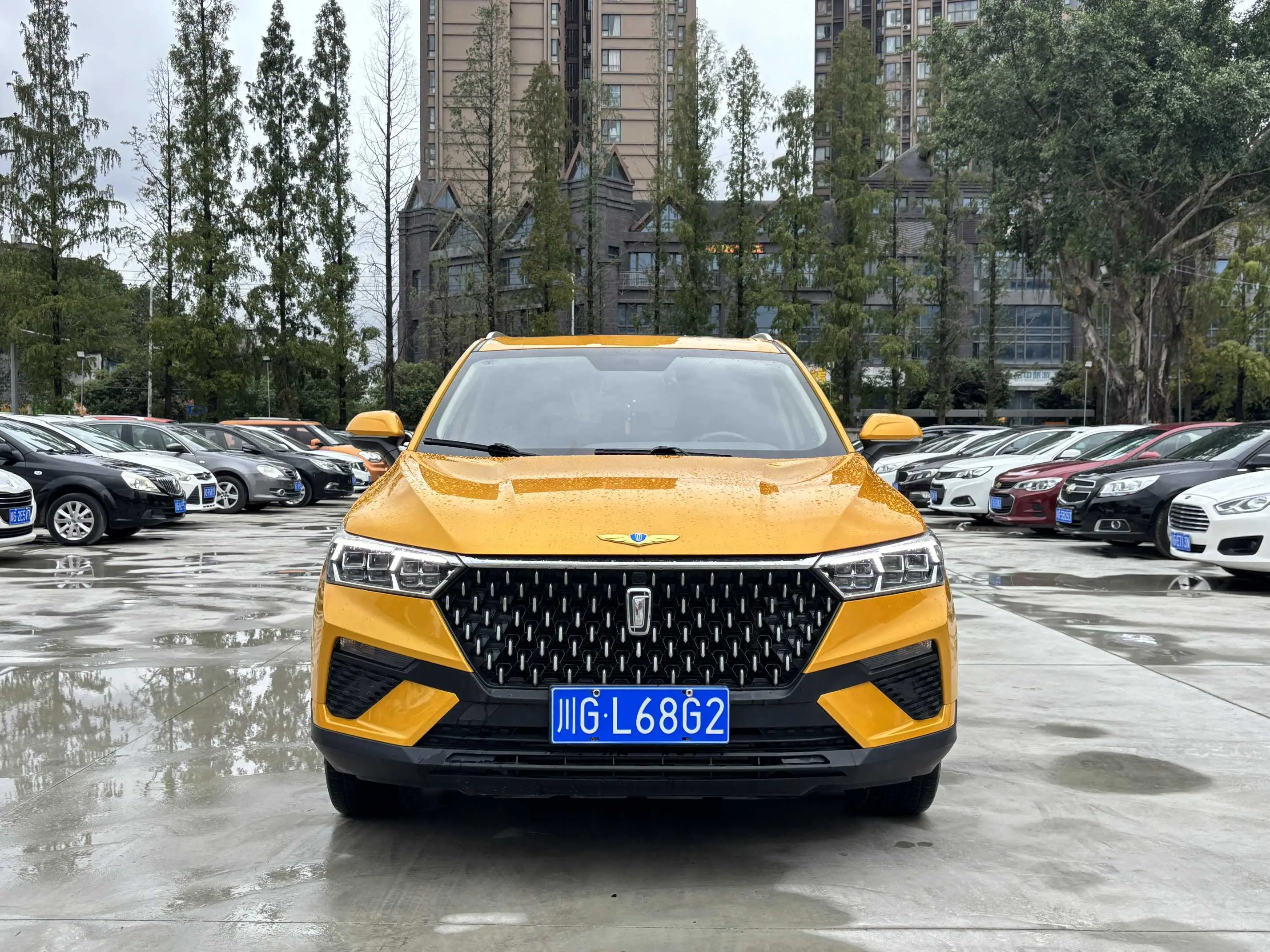 FAW Bestune T77 (Besturn T77)  из Китая