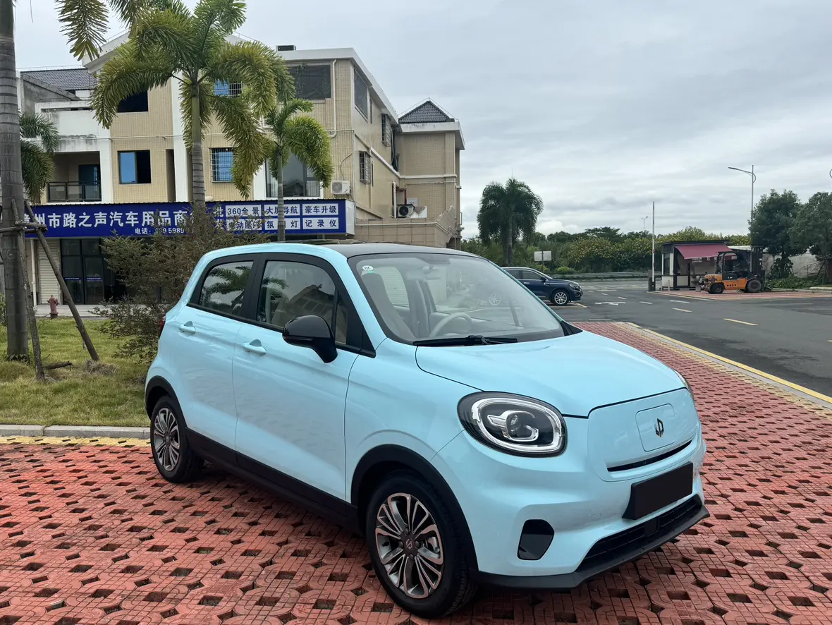 Leapmotor Zero running T03  из Китая