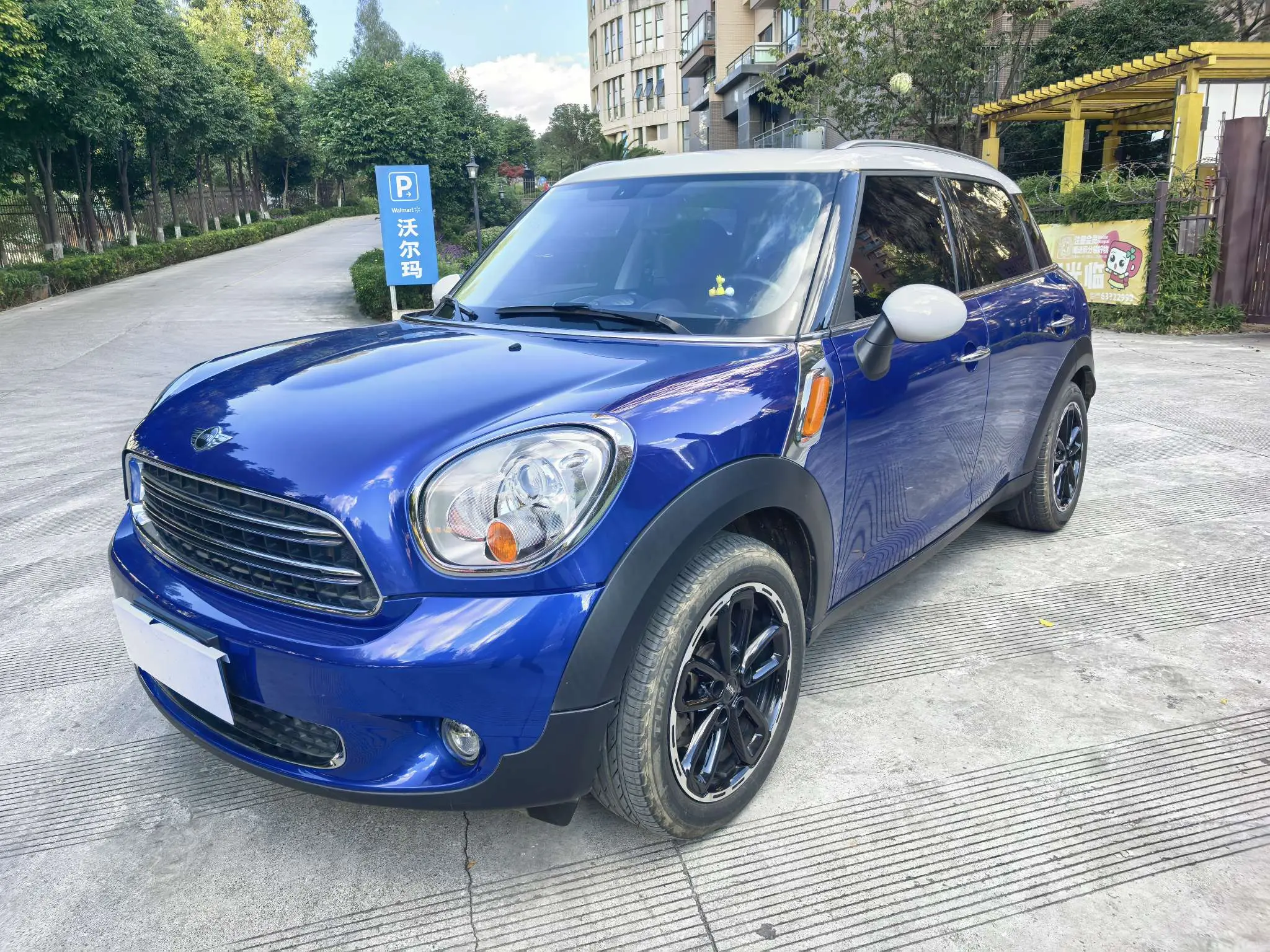 MINI COUNTRYMAN  из Китая