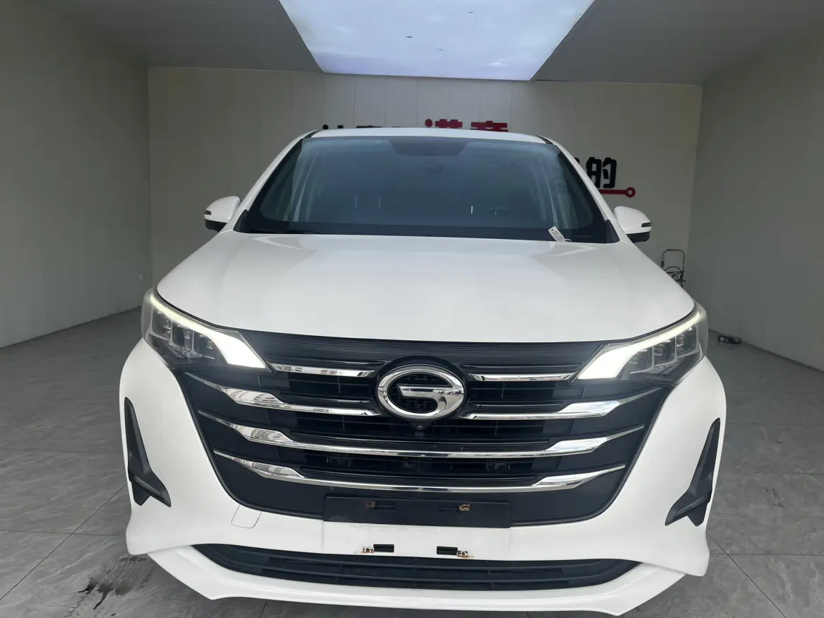 GAC Trumpchi M6  из Китая