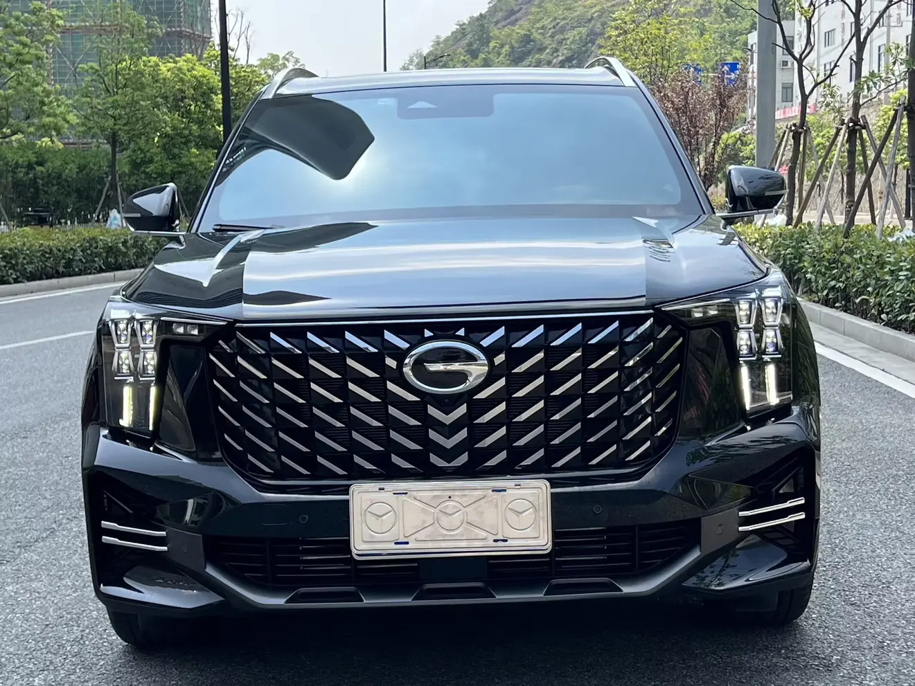 GAC Trumpchi GS8  из Китая