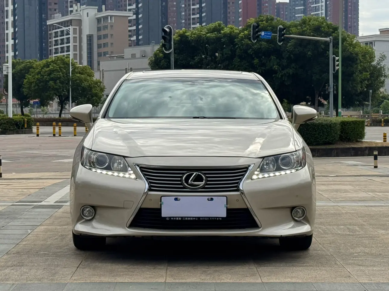 Lexus ES  из Китая