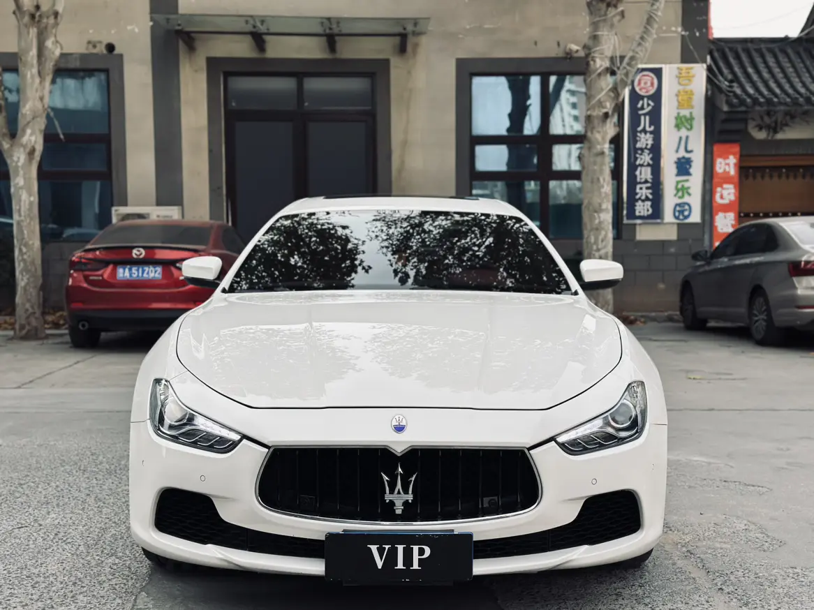 Maserati Ghibli  из Китая