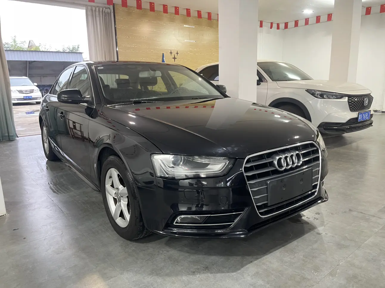 Audi A4L  из Китая