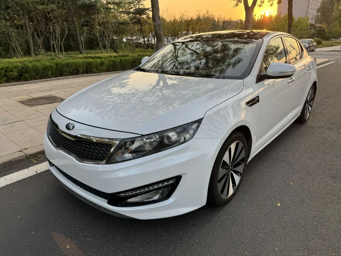 Kia K5  из Китая