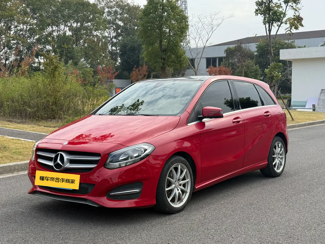 Mercedes-Benz Mercedes Benz B Class  из Китая