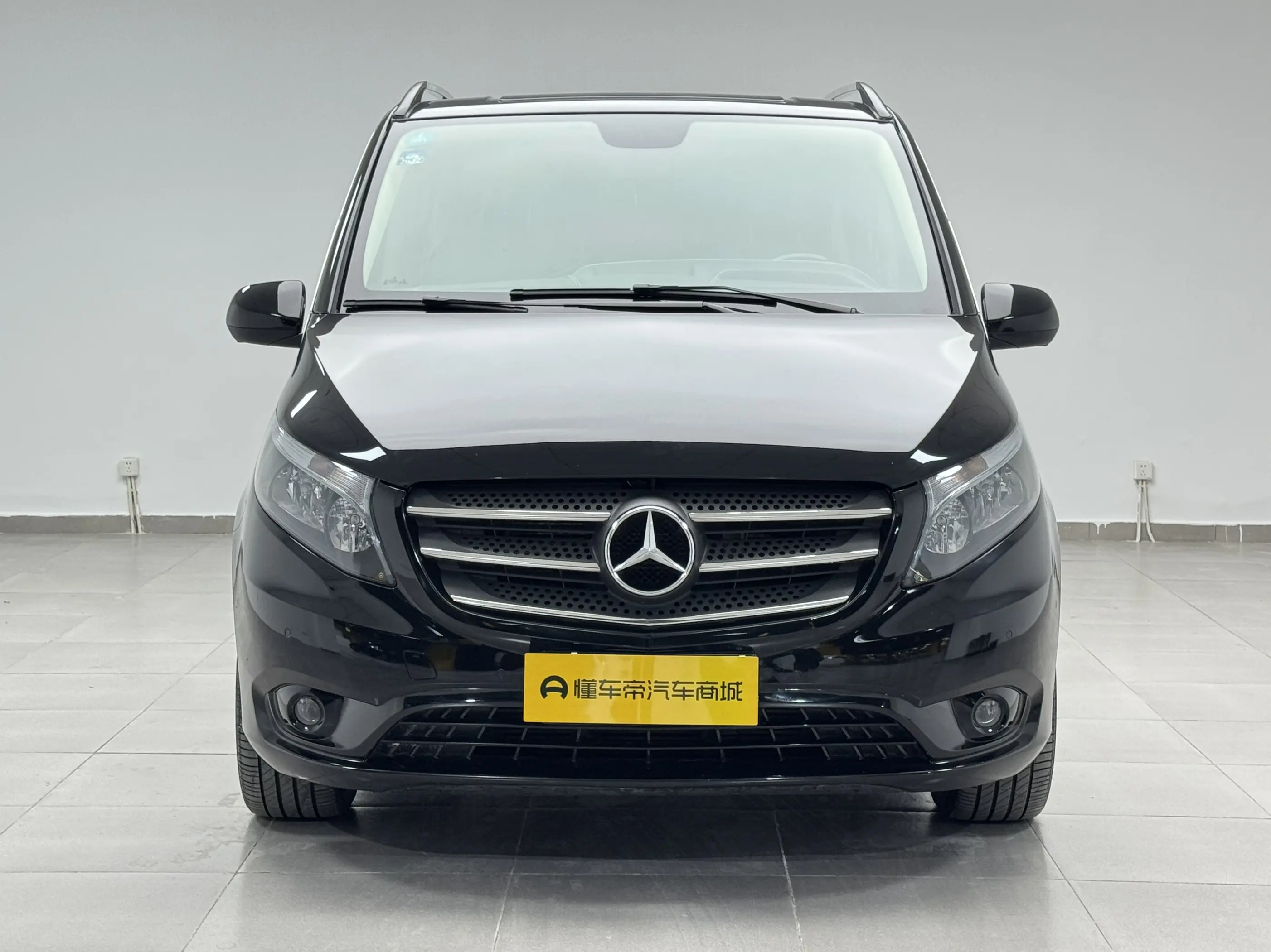 Mercedes-Benz Vito  из Китая