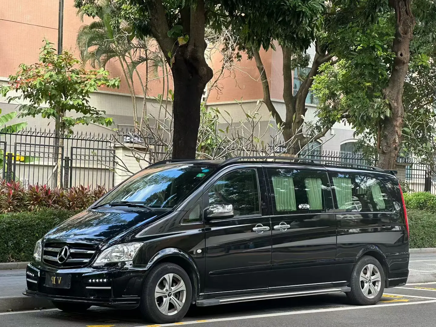 Mercedes-Benz Vito  из Китая