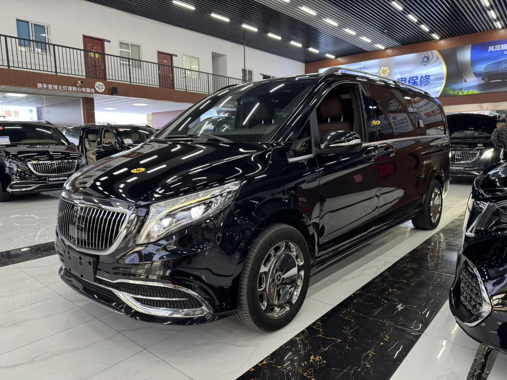 Mercedes-Benz Mercedes Benz V Class  из Китая