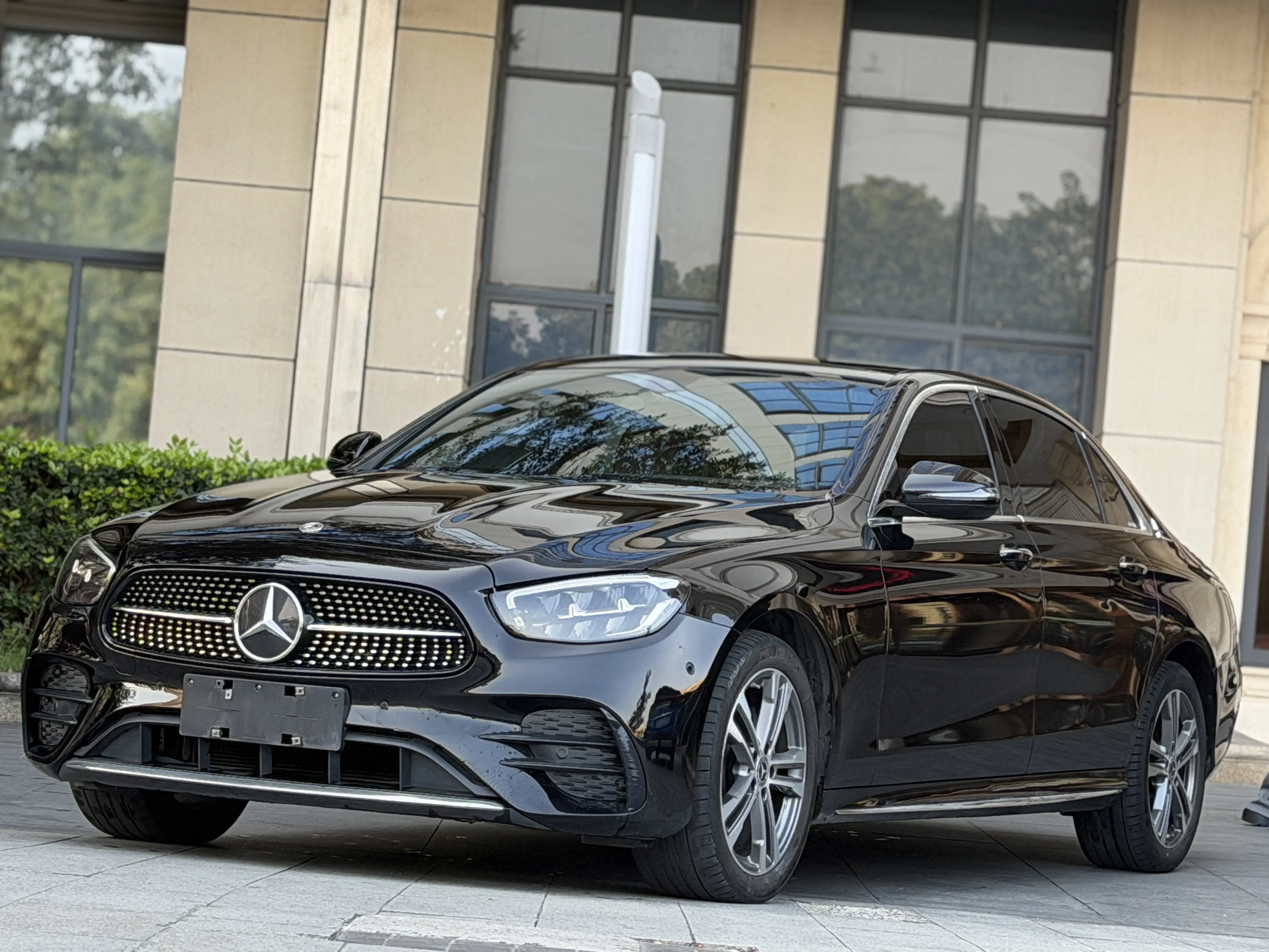 Mercedes-Benz E-Class  из Китая