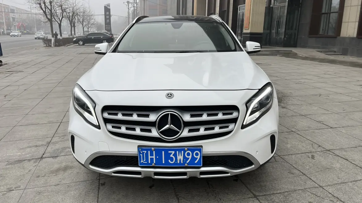 Mercedes-Benz GLA  из Китая