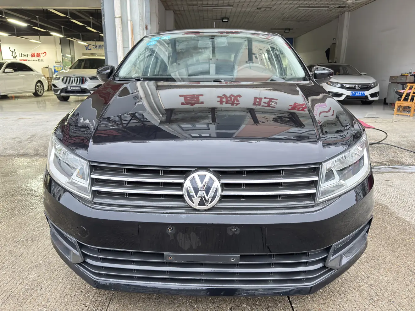 Volkswagen Santana  из Китая