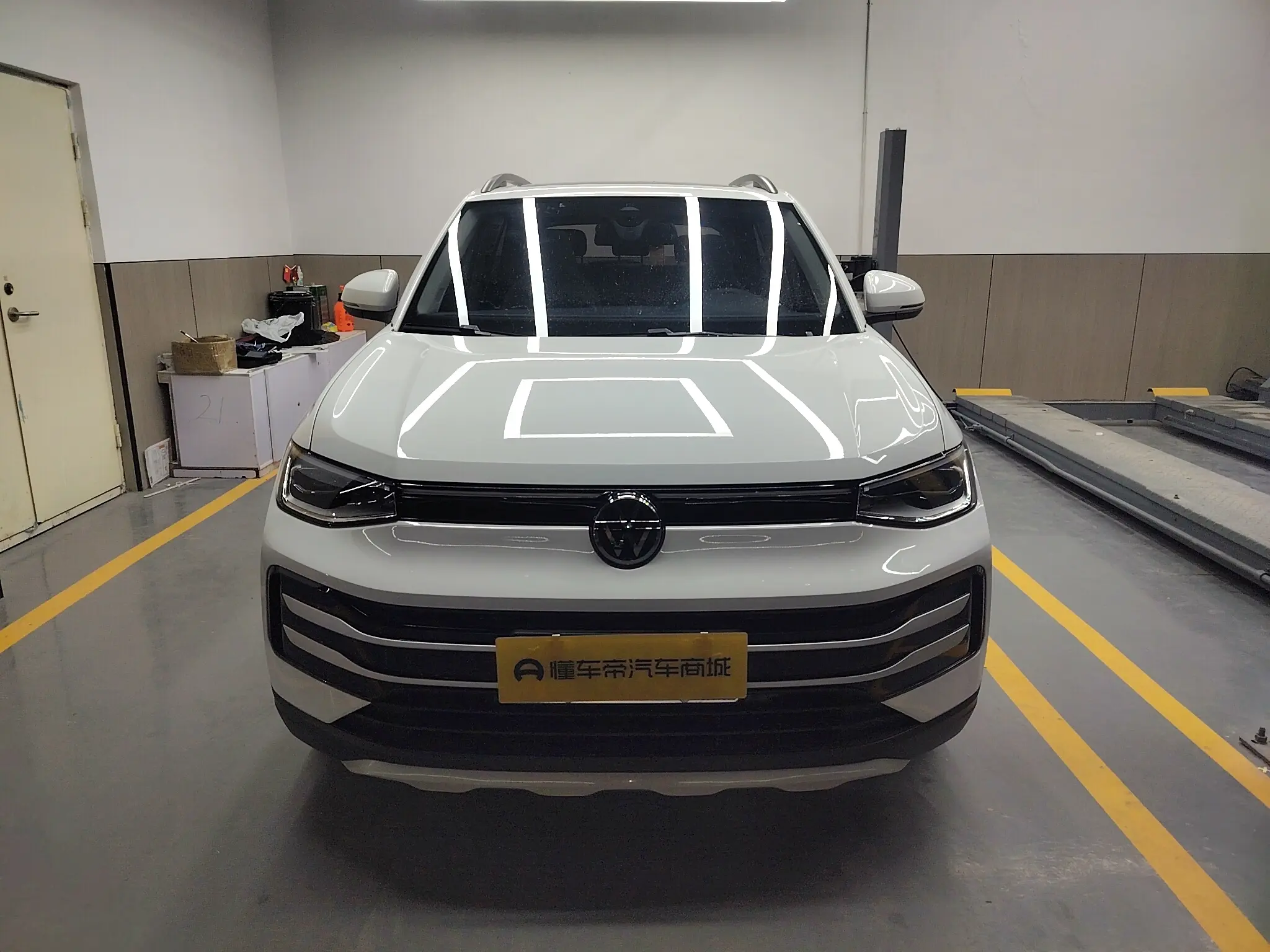 Volkswagen Tharu  из Китая