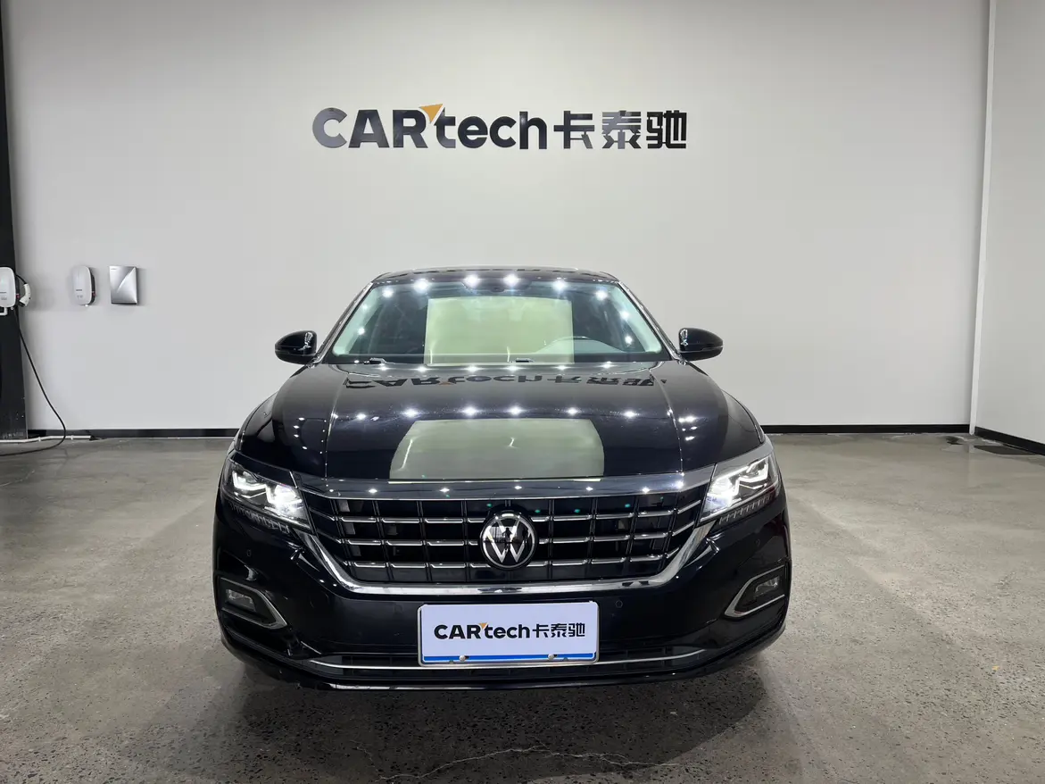 Volkswagen Passat  из Китая