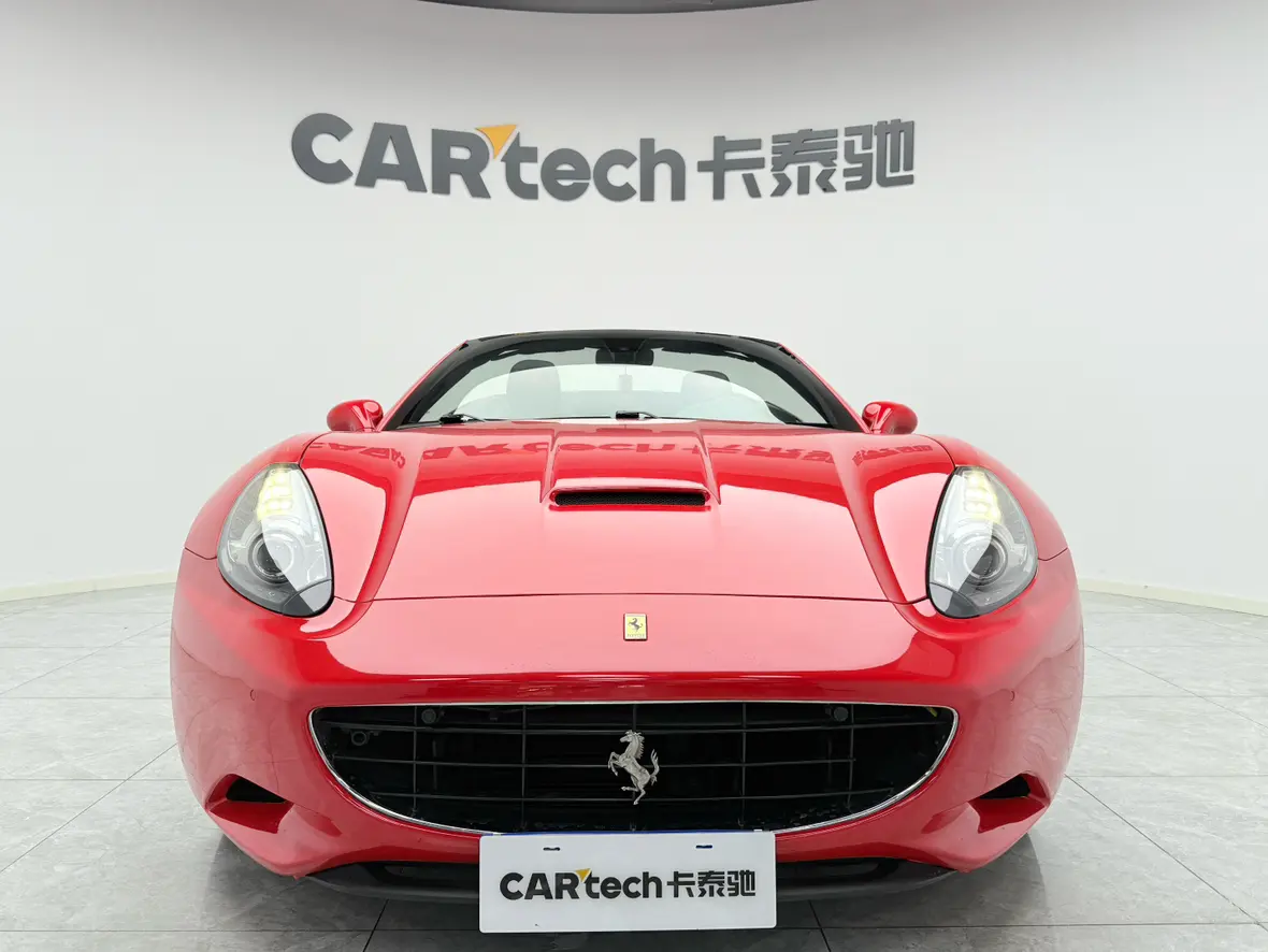 Ferrari California T  из Китая