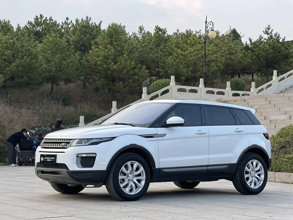 Land Rover Range Rover Evoque  из Китая
