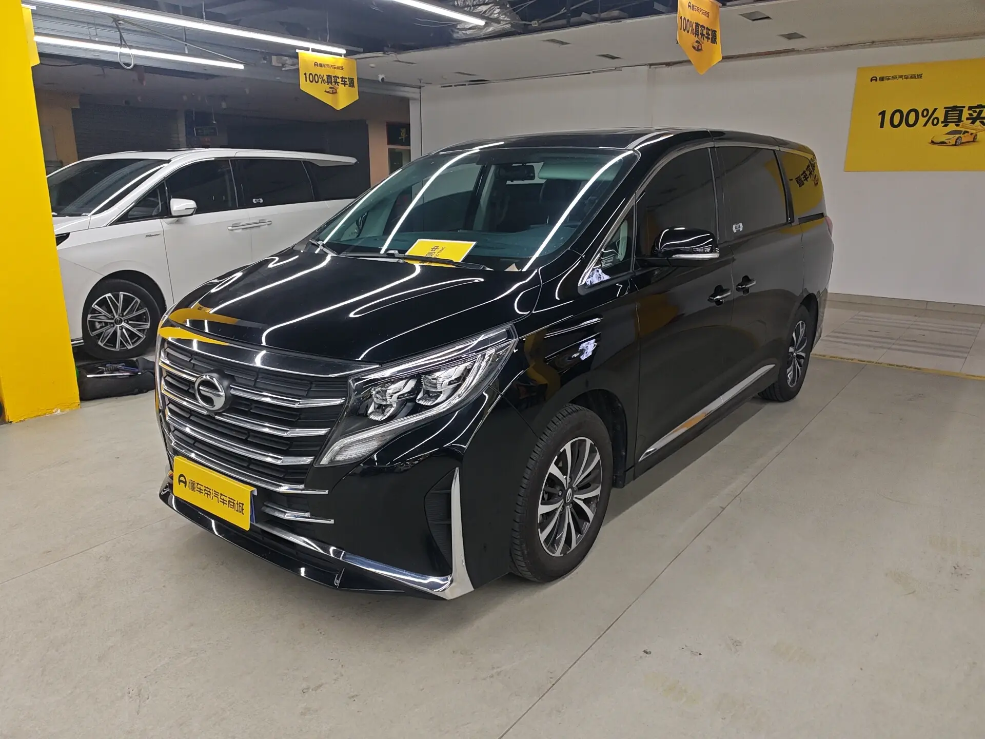 GAC Trumpchi M8  из Китая