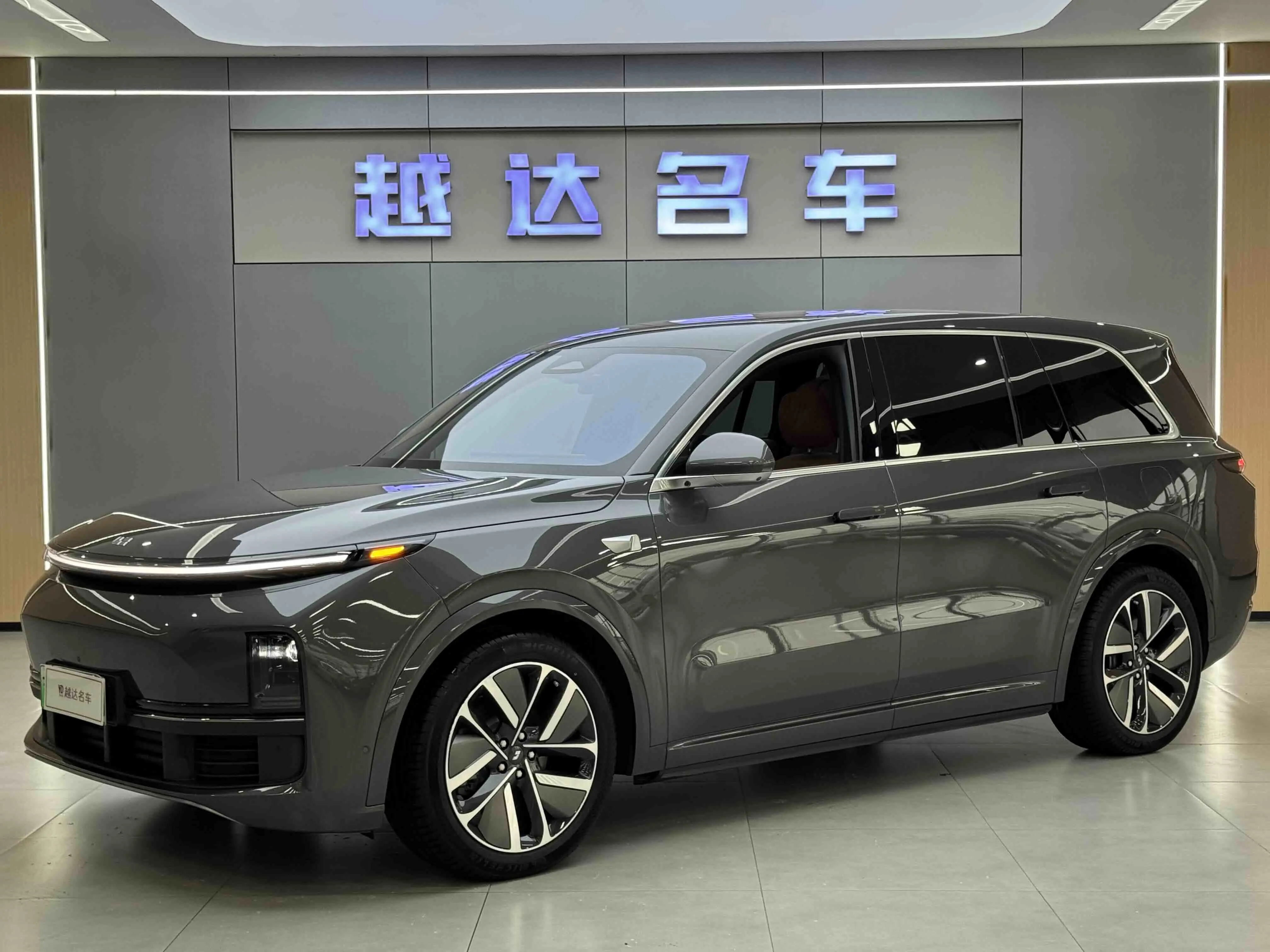 Li L9 (Ideal L9)  из Китая