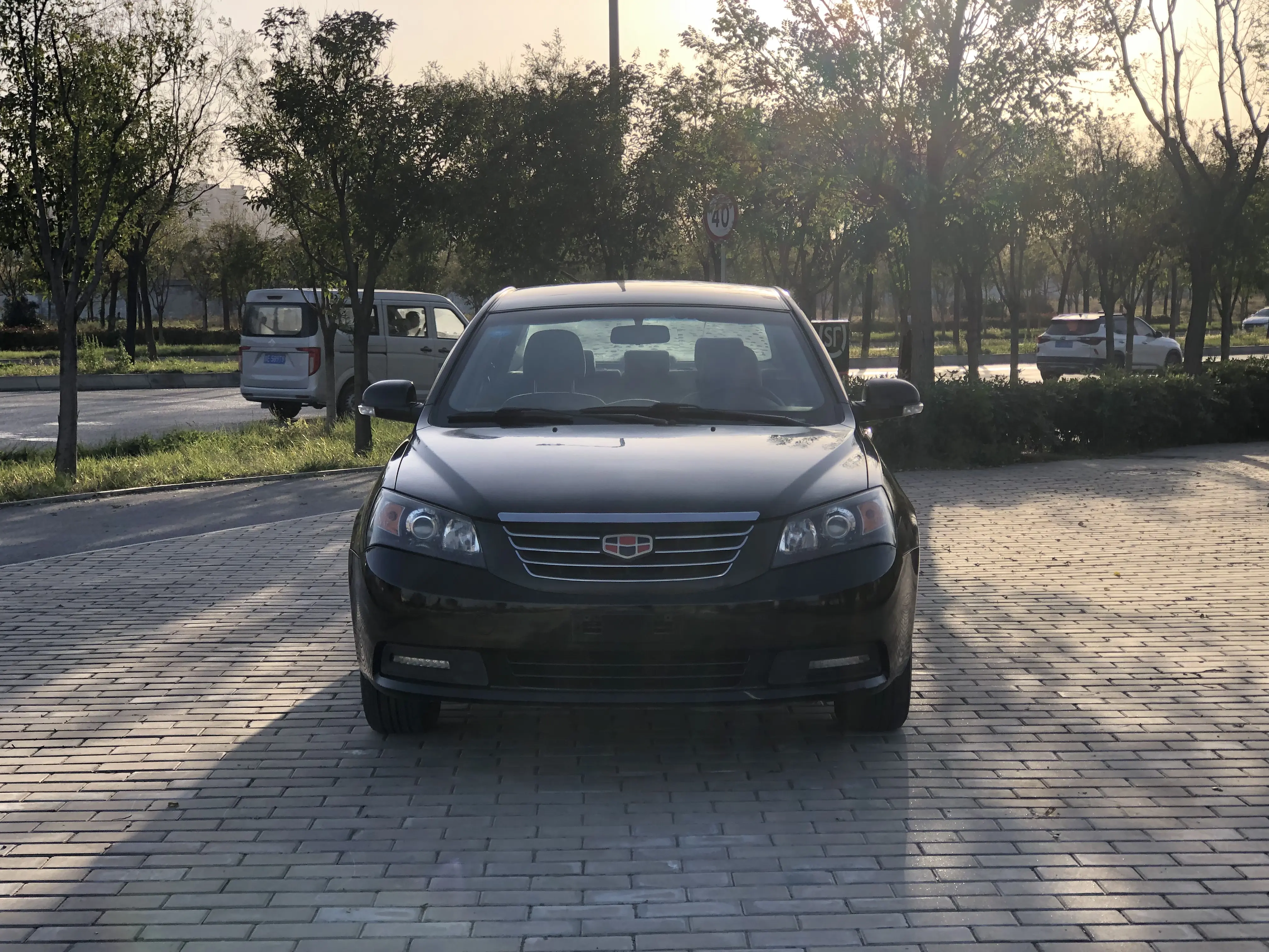 Geely Classic Emgrand  из Китая