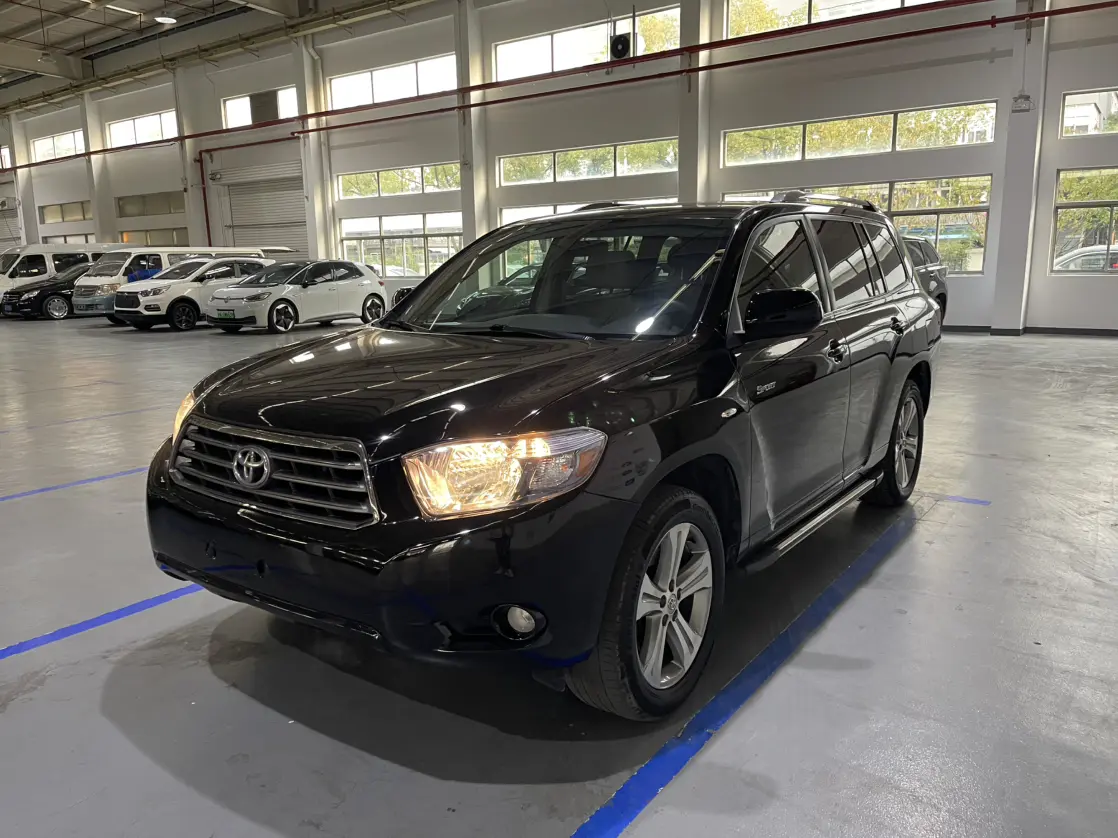 Toyota Highlander  из Китая