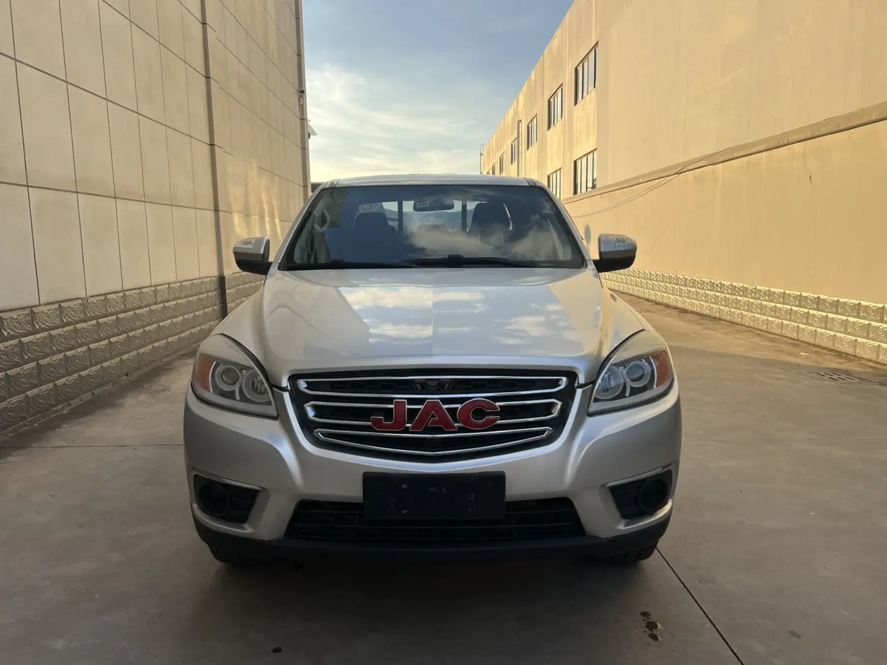 Jiangxi JAC T6  из Китая