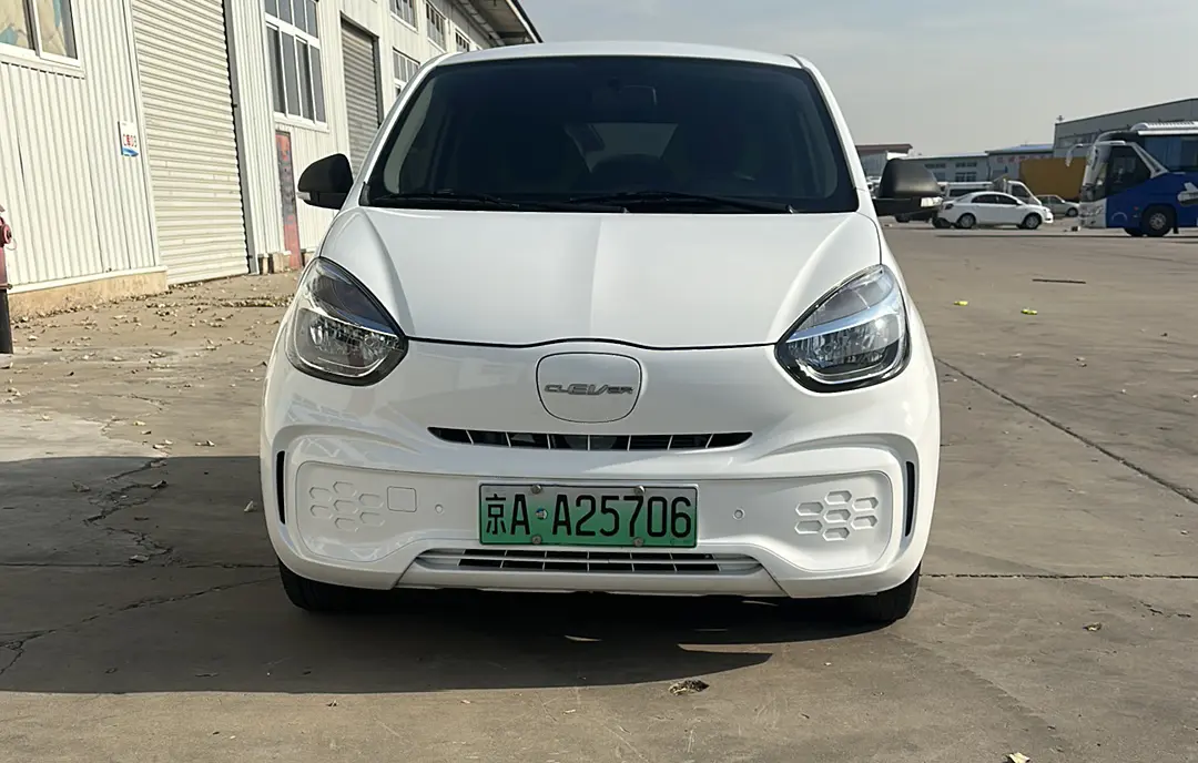 Roewe CLEVER  из Китая
