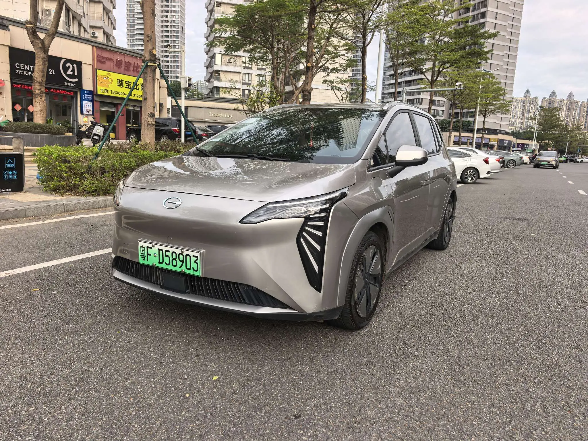 AION Y  из Китая