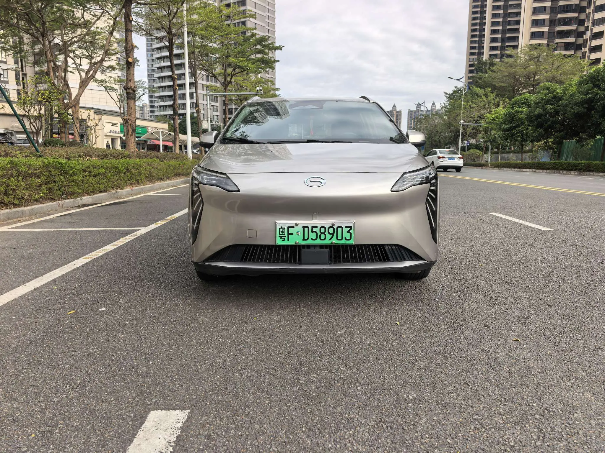 AION Y  из Китая