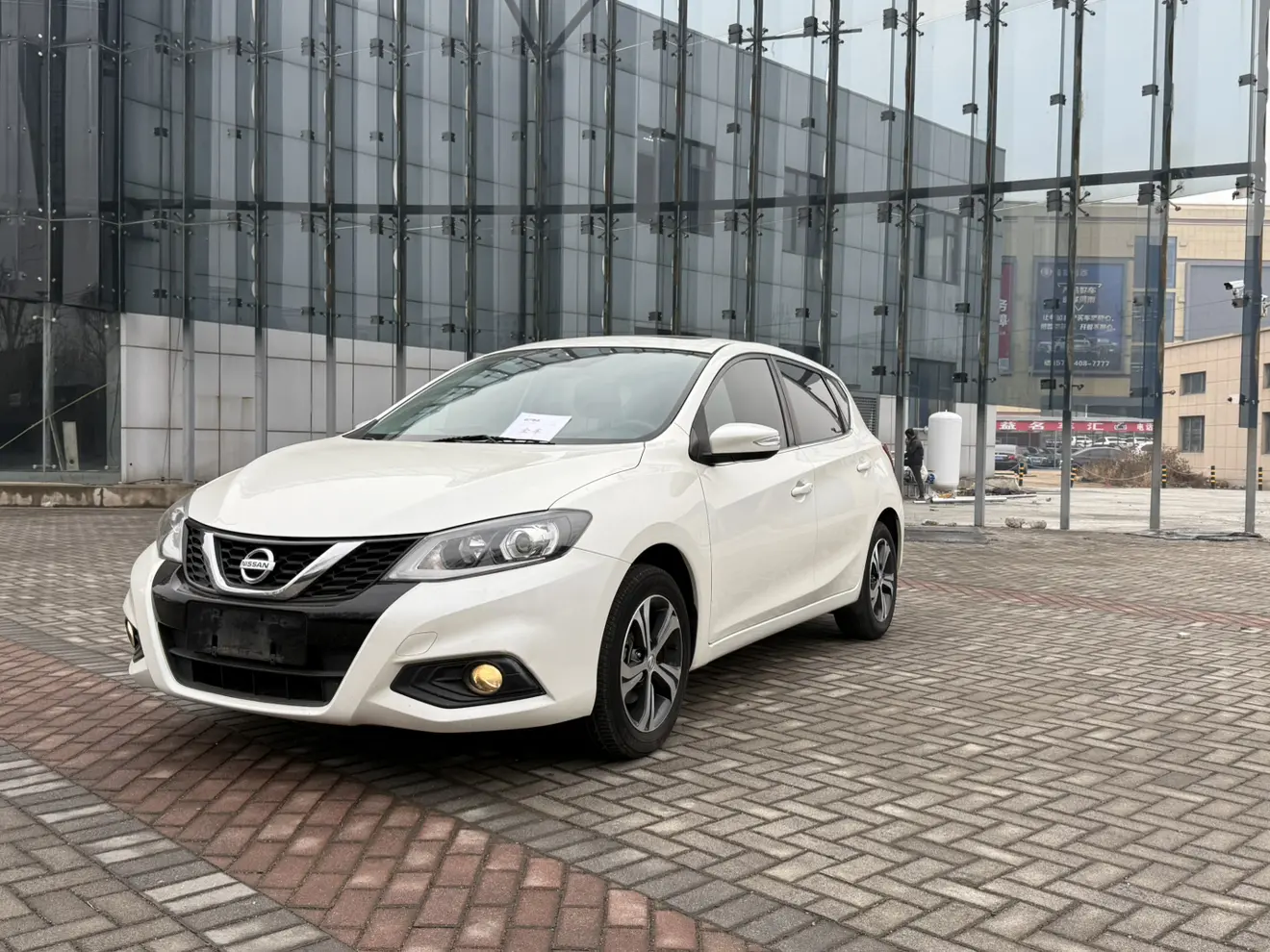 Nissan Tiida  из Китая