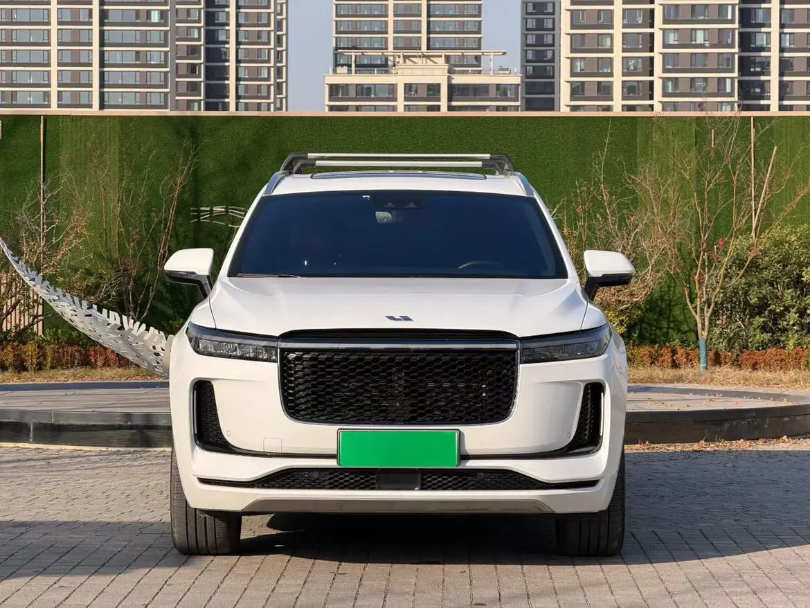 Li ONE (Ideal ONE)  из Китая