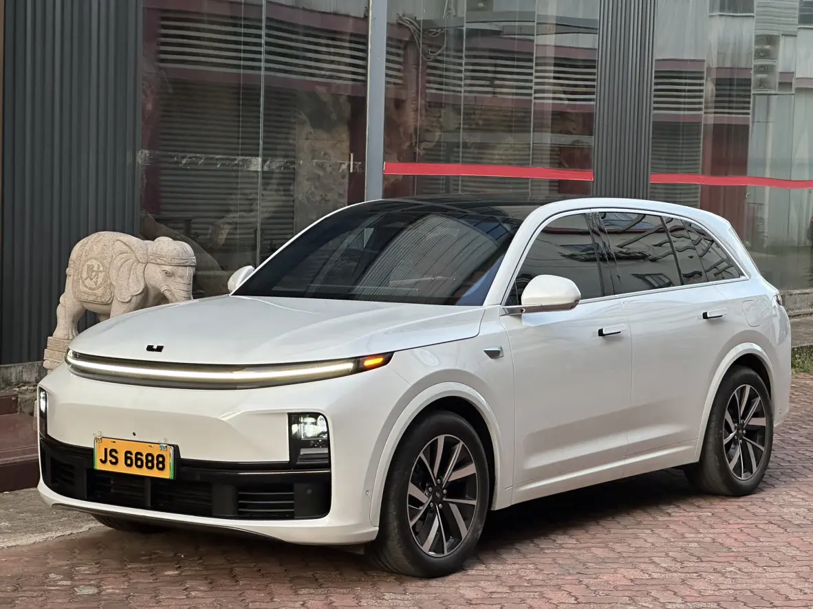 Li L7 (Ideal L7)  из Китая