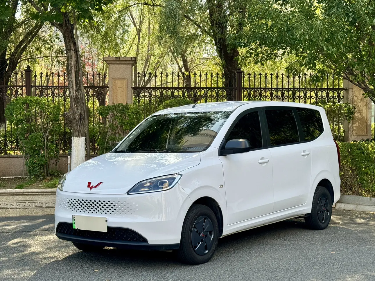 Wuling Hongguang Extended Range  из Китая