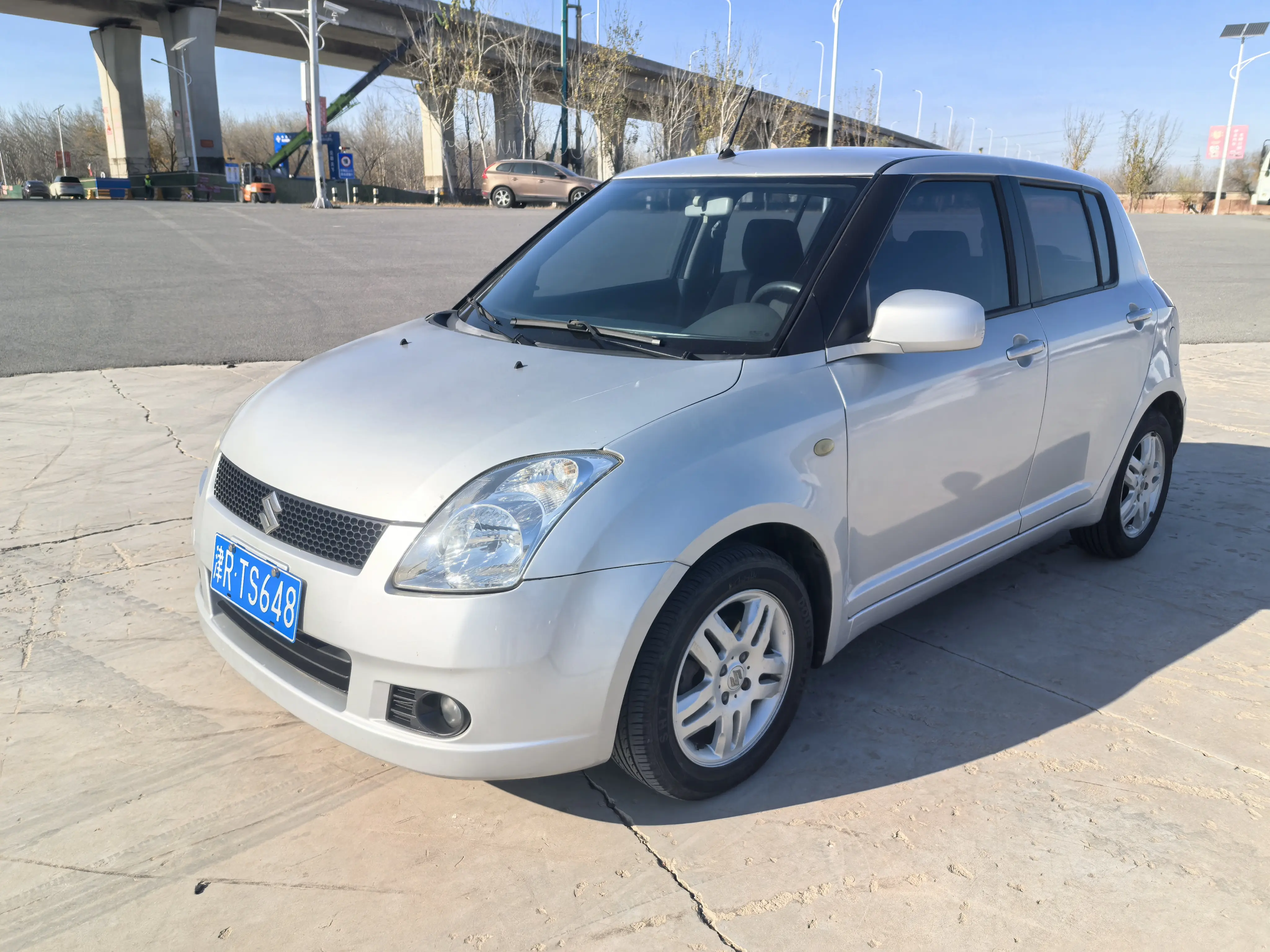 Suzuki Swift  из Китая