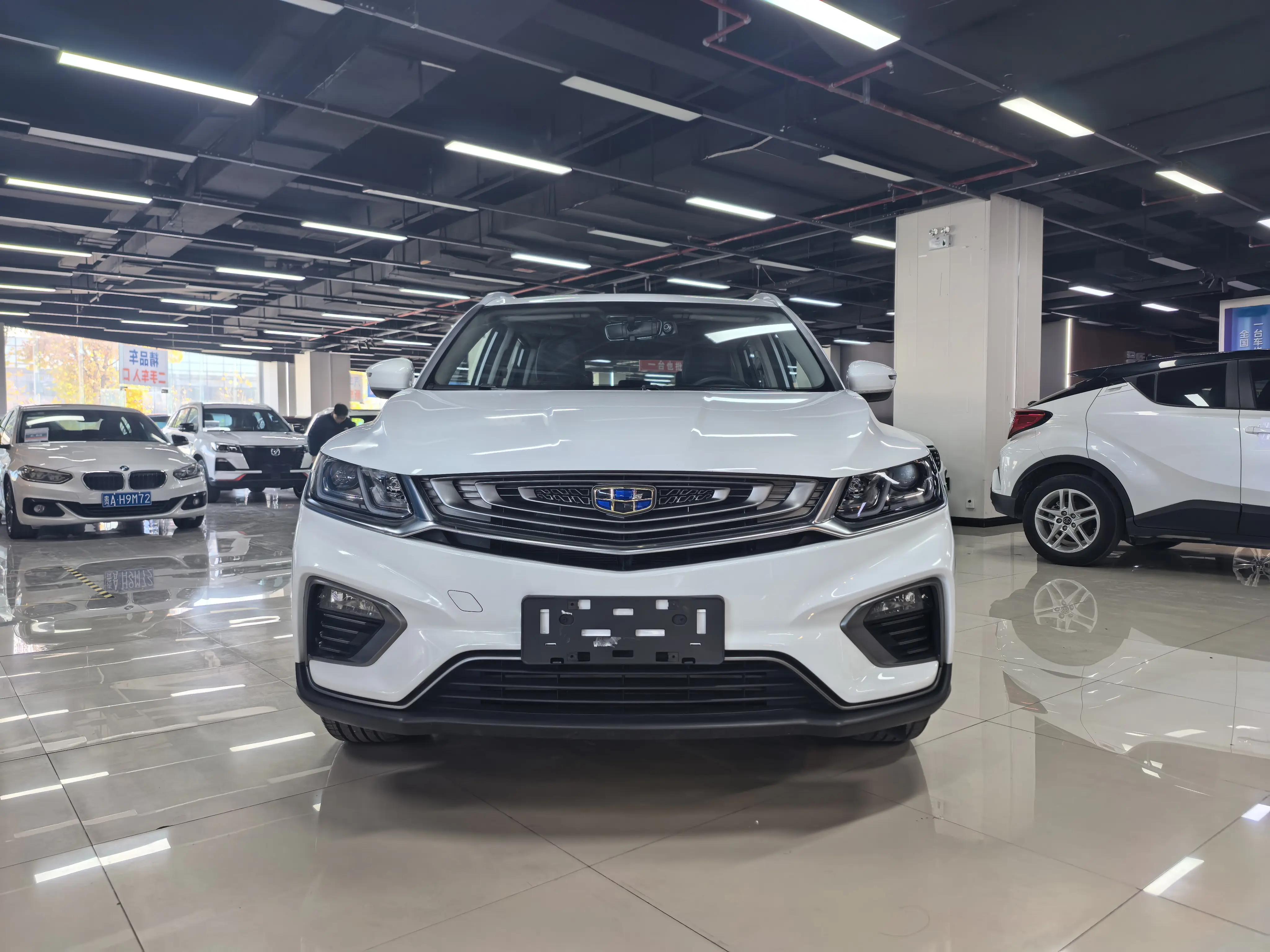Geely Coolray SX11 (Binyue)  из Китая