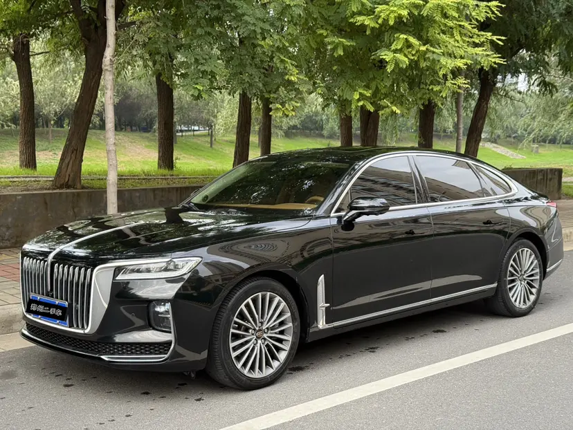 Hongqi H9  из Китая